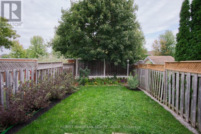 28848504/2239-brockstone-crescent/avalon-east/ottawa/ontario/K4A4V5_32