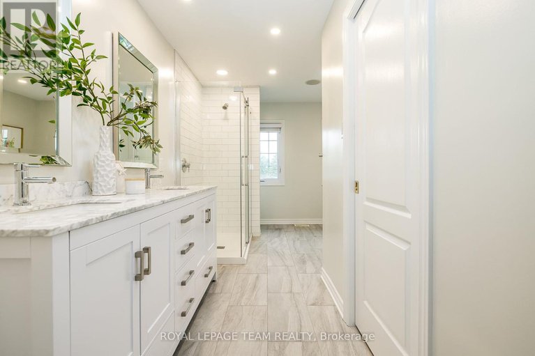 28541341/10-beechgrove-gardens/stittsville-south/ottawa/ontario/K2S1W5_24