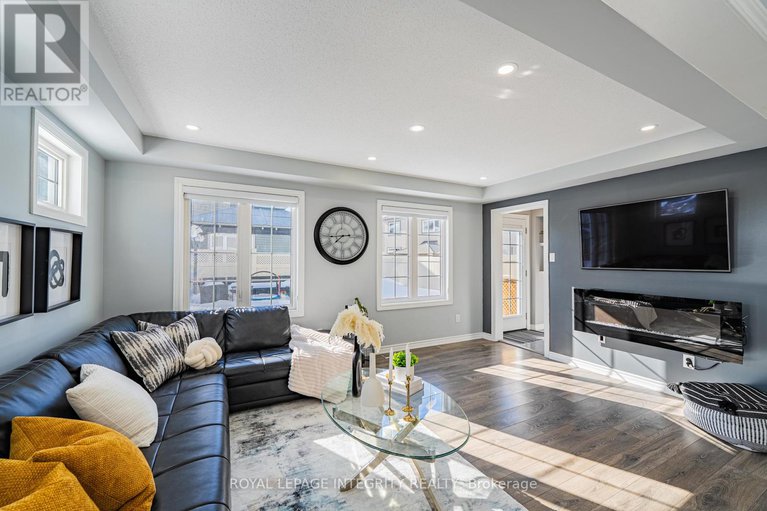 29400978/274-brassy-minnow-crescent/half-moon-bay/ottawa/ontario/K2J6J9_7