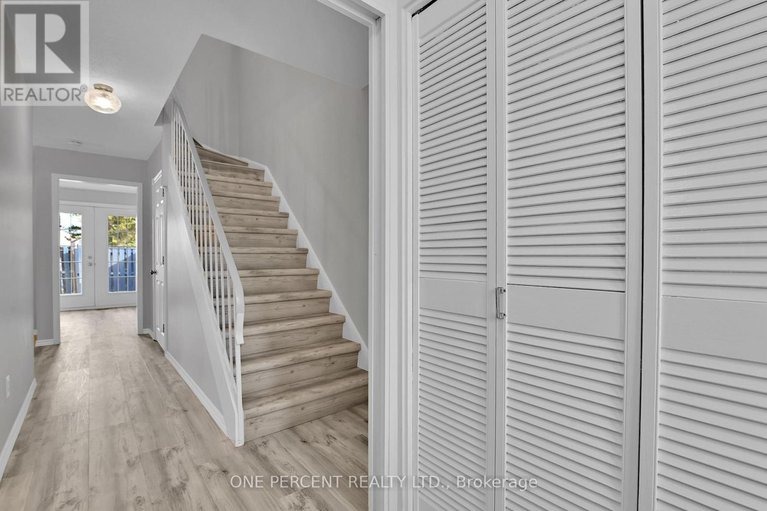 29376378/1511-fisher-avenue/carleton-square/ottawa/ontario/K2C3M8_5