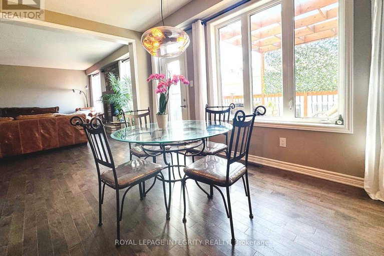 28995462/318-everglade-way-way/emerald-meadowstrailwest/ottawa/ontario/K2M0K9_13