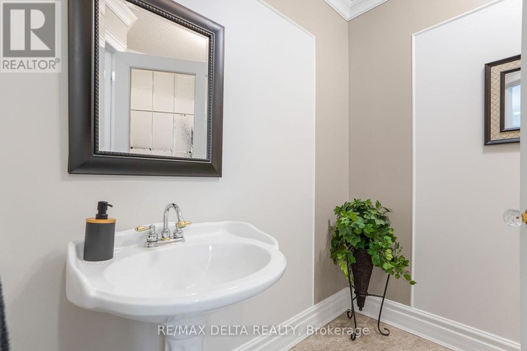 28438400/1819-baseline-road/clarencerockland-twp/clarence-rockland/ontario/K0A1N0_30
