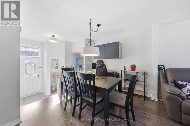 29644136/1902-hennessy-crescent/fallingbrookgardenway-south/ottawa/ontario/K4A3X7_6