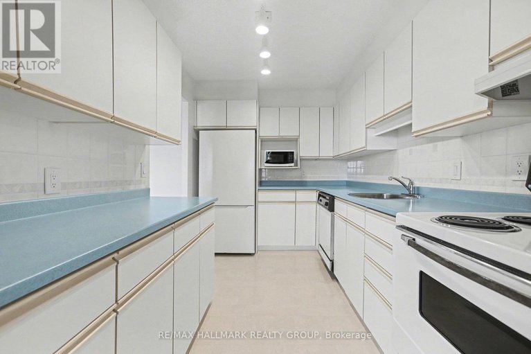 29401782/1402-665-bathgate-drive/carson-meadows/ottawa/ontario/K1K3Y4_13