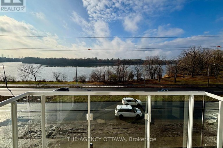 29132290/211-3071-riverside-drive/mooneys-bayriverside-park/ottawa/ontario/K1V9R2_30