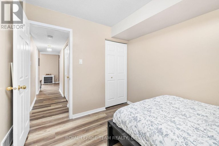 29460826/147-wharhol-private/westcliffe-estates/ottawa/ontario/K2H1G5_35