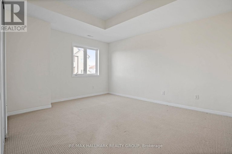 29648619/42-sternes-private/springridgeeast-village/ottawa/ontario/K4A0X8_16