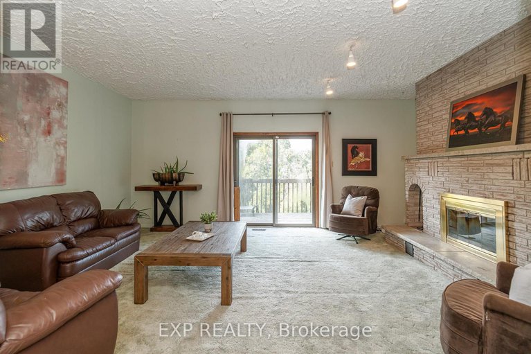 28979168/1437-usborne-street/mcnabbraeside-twps/mcnabbraeside/ontario/K0A1G0_3