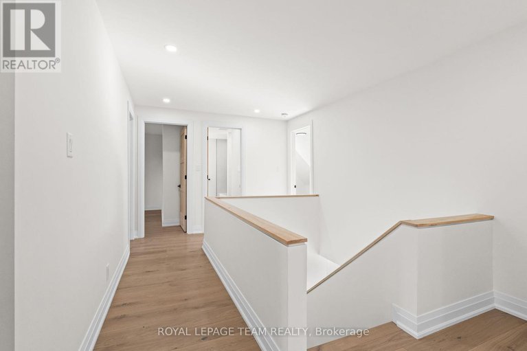 28989052/5575-south-sunset-drive/manotick-long-island-nicholls-island/ottawa/ontario/K4M1J4_26