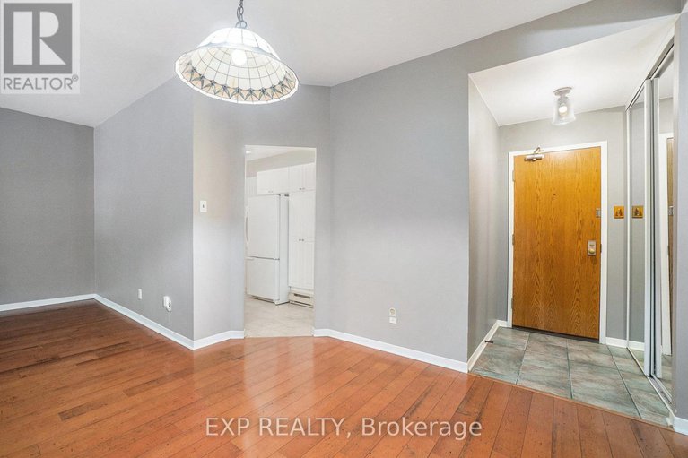 28573947/107-80-sandcastle-drive/leslie-park/ottawa/ontario/K2H9E7_8
