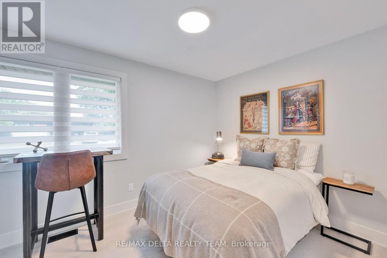 28875474/2556-gravelle-crescent/blackburn-hamlet/ottawa/ontario/K1B3A3_22