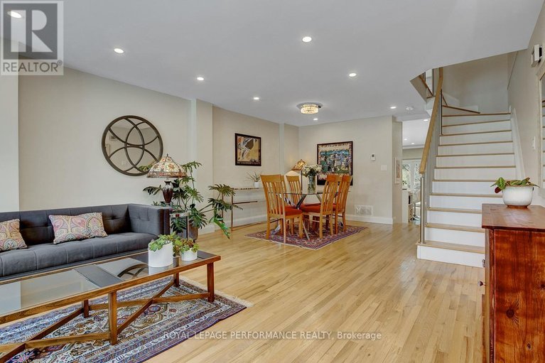 29629376/86-west-presland-road/overbrook/ottawa/ontario/K1K2C3_16