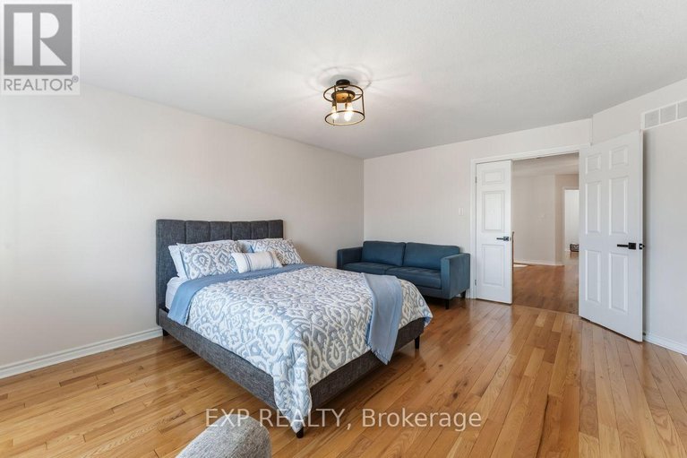 29674705/3-shining-star-circle/stittsville-south/ottawa/ontario/K2S2B5_24