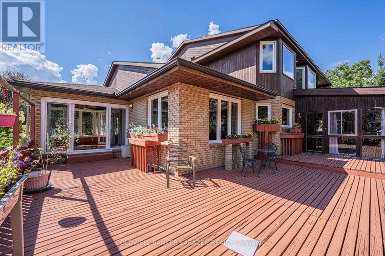 28832273/2-midinah-gate/cedar-hillorchard-estates/ottawa/ontario/K2R1B7_6