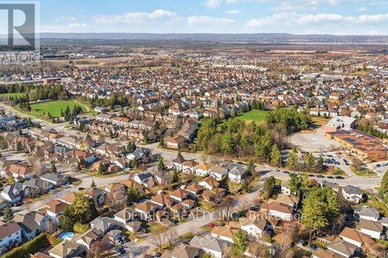 29659190/8-wimbledon-way/morgans-grantsouth-march/ottawa/ontario/K2K3J2_35