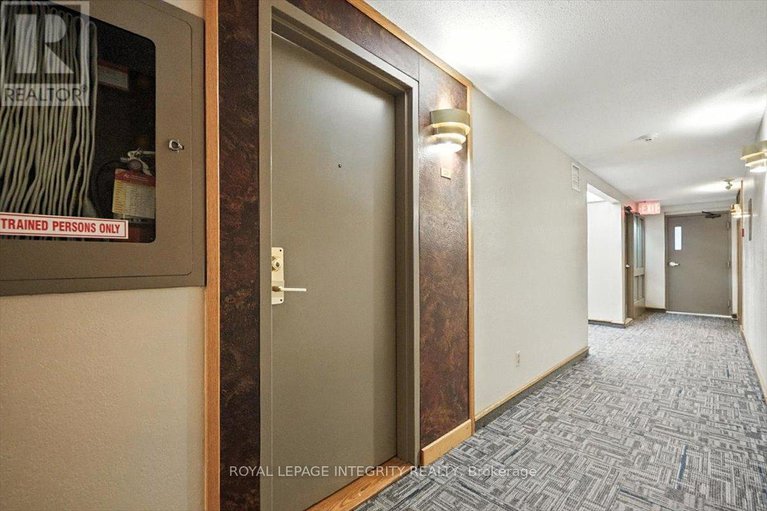 28812439/201-6470-bilberry-drive/orleans-wood/ottawa/ontario/K1C4P1_7
