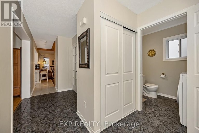 29607675/63-victor-street/stittsville-central/ottawa/ontario/K2S1H8_6