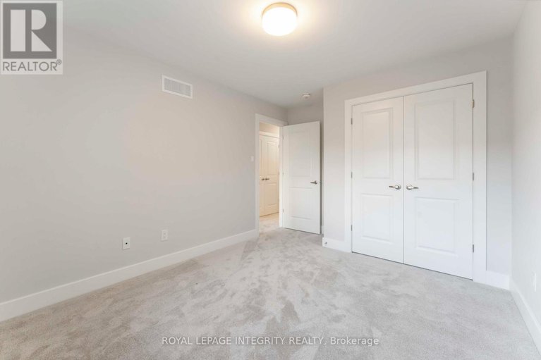 28638636/1182-cope-drive/stittsville-south/ottawa/ontario/K2S3C4_34