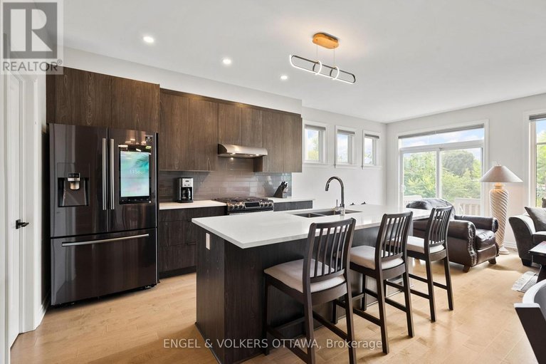 28787541/644-vivera-place/stittsville-north/ottawa/ontario/K2S2N1_11
