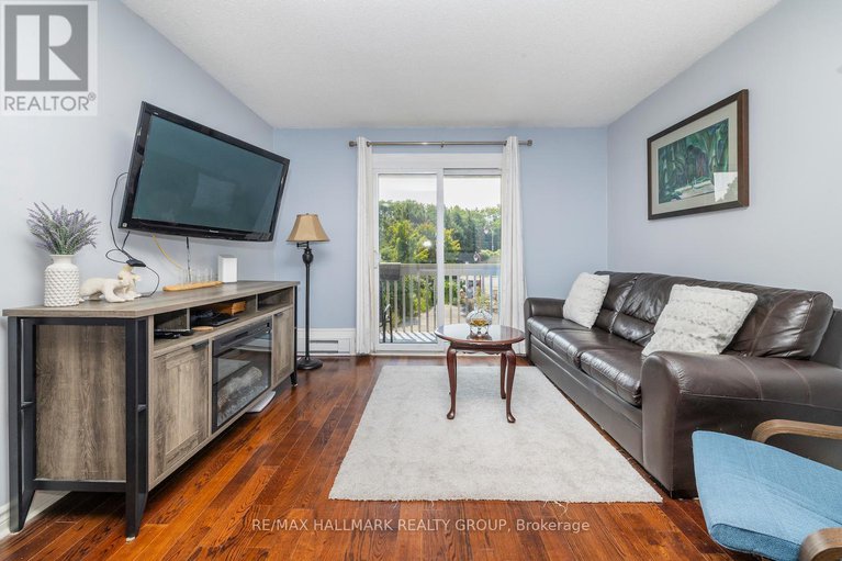 28773120/203-345-centrum-boulevard/bilberry-creekqueenswood-heights/ottawa/ontario/K1E3W9_9