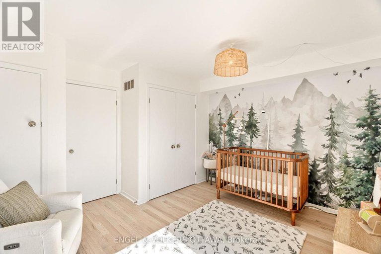 29250491/2-4-sherbrooke-avenue/hintonburg/ottawa/ontario/K1Y1R7_27