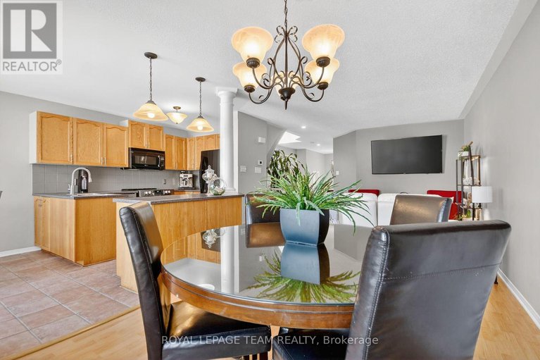 29421780/6302-sablewood-place/chapel-hill/ottawa/ontario/K1C7M6_11