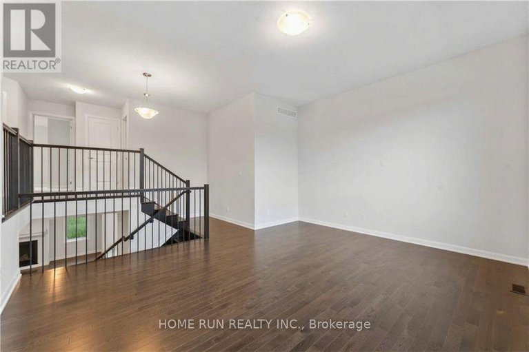 29282326/106-lynn-coulter-street/half-moon-bay/ottawa/ontario/K2J7C5_6