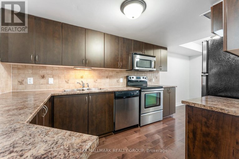 28971566/736b-chapman-mills-drive/strandherd/ottawa/ontario/K2J3V2_20