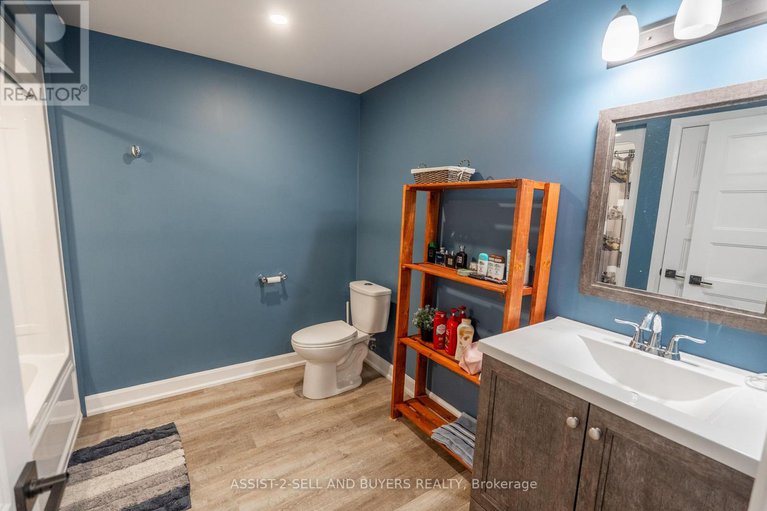 28534176/33-beech-street/ingleside/south-stormont/ontario/K0C1M0_20