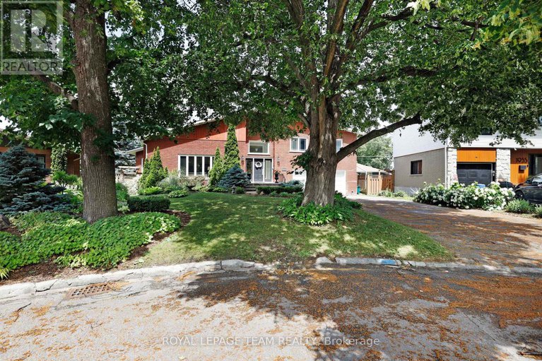 28584600/1939-wembley-avenue/carlingwood/ottawa/ontario/K2A1A8_2
