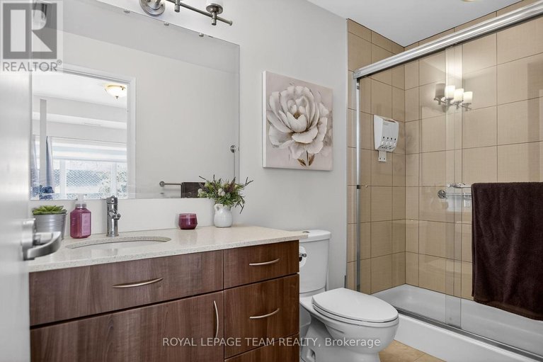 29538009/204-310-centrum-boulevard/bilberry-creekqueenswood-heights/ottawa/ontario/K1E0A3_22