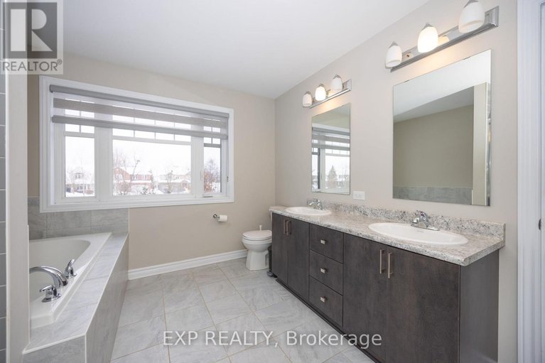 29457931/116-helen-rapp-way/blossom-parkkemp-parkfindlay-creek/ottawa/ontario/K1T0N4_44