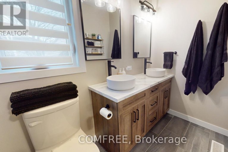 28488844/208-filion-street/embrun/russell/ontario/K0A1W0_23