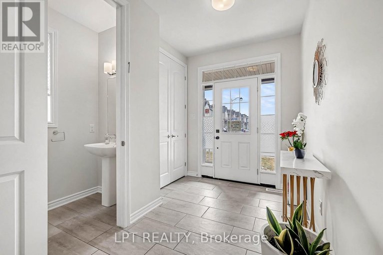 29600476/730-perseus-avenue/half-moon-bay/ottawa/ontario/K2J6V8_2