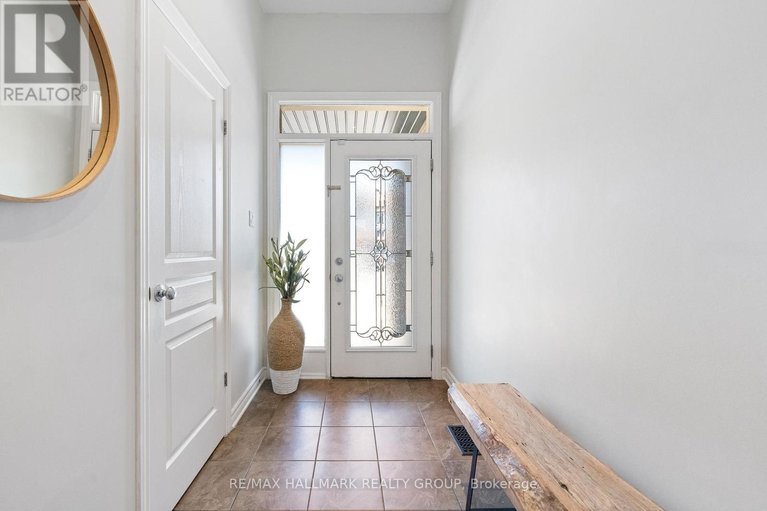 29563241/735-morningstar-way/mer-bleuebradley-estatesanderson-park/ottawa/ontario/K1W0G6_4