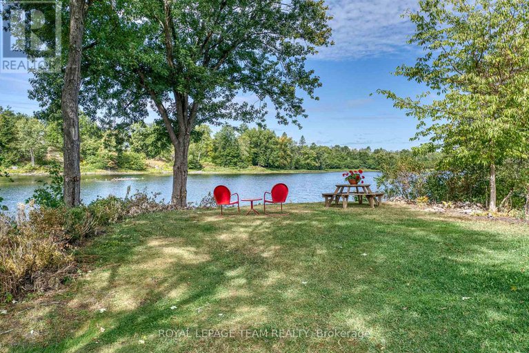 28785290/107-1-rosamond-street/almonte/mississippi-mills/ontario/K0A1A0_27