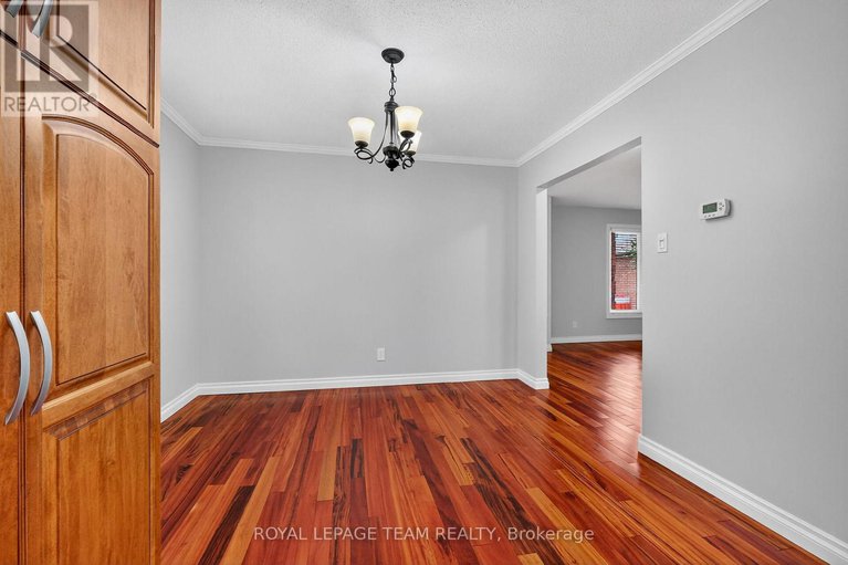 29147465/1475-york-mills-drive/fallingbrookridgemount/ottawa/ontario/K4A2N5_17