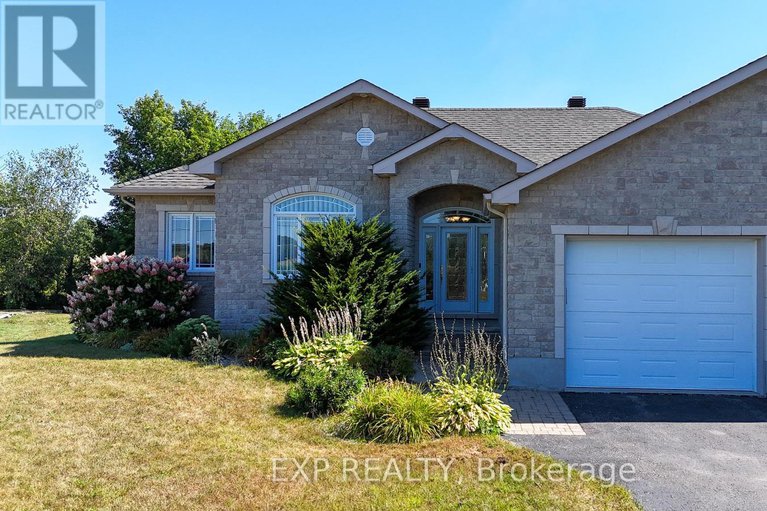 28790575/3403-gendron-road/clarencerockland-twp/clarence-rockland/ontario/K0A2A0_2