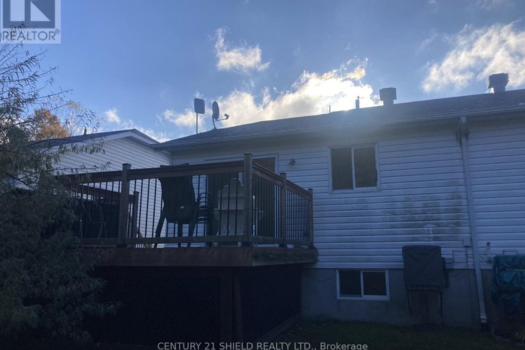 29049744/21255-mcnaughton-court-e/south-glengarry-lancaster-twp/south-glengarry/ontario/K0C1E0_36