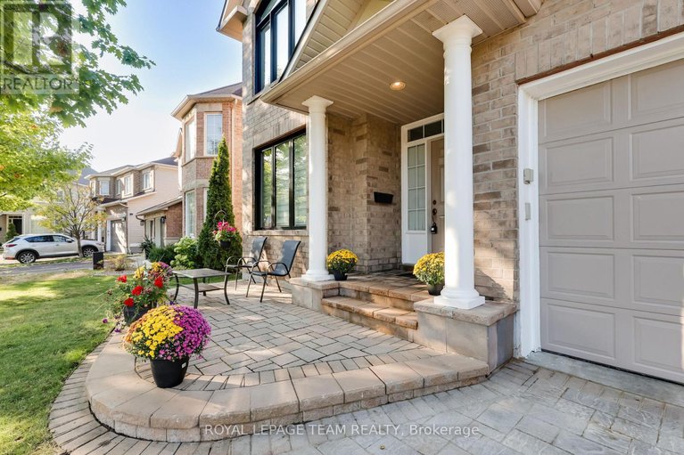 28886612/36-keighley-circle/morgans-grantsouth-march/ottawa/ontario/K2K3H8_4