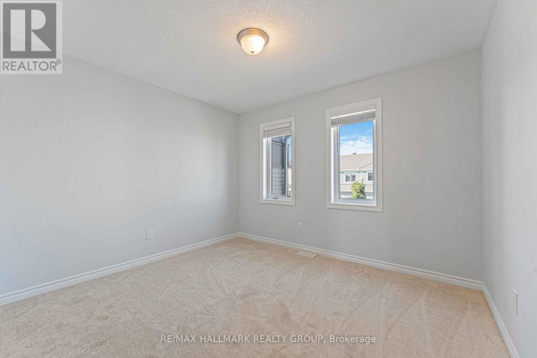 28828878/402-edgevalley-court/stittsville-north/ottawa/ontario/K2S2R3_21