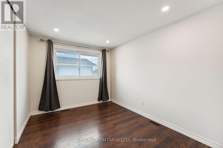 28275807/125-priam-way/westcliffe-estates/ottawa/ontario/K2H8S7_27