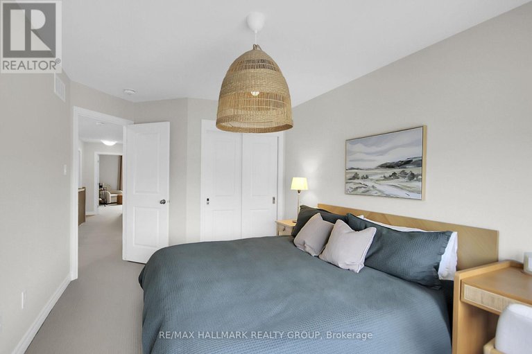 28807965/114-jardiniere-street/remainder-of-stittsville-area/ottawa/ontario/K2S2K2_36