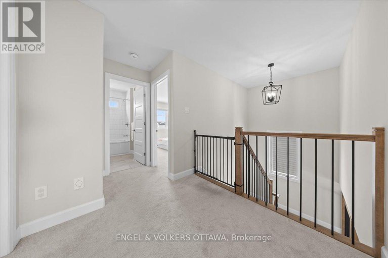 29402076/624-geneva-crescent/embrun/russell/ontario/K0A1W0_23