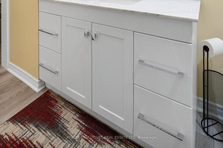 29266311/90-magnolia-way/north-grenville-twp-kemptville-south/north-grenville/ontario/K0G1J0_34