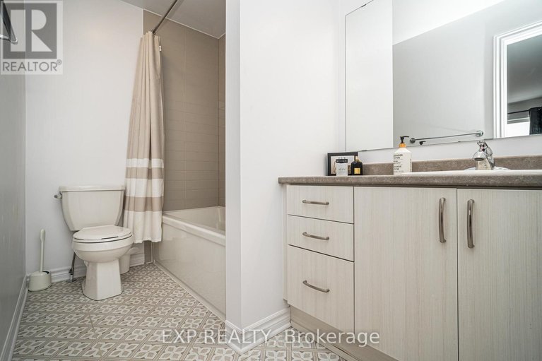 29525001/99-dun-skipper-drive/blossom-parkkemp-parkfindlay-creek/ottawa/ontario/K1X0G1_24