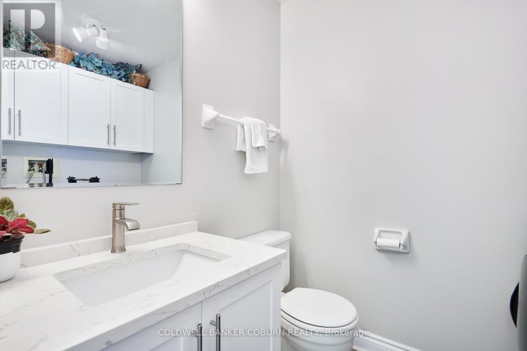 29348349/11-kimberly-avenue/north-grenville-twp-kemptville-east/north-grenville/ontario/K0G1J0_29