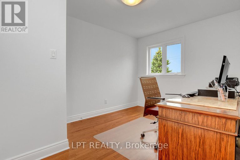 28499905/10a-ashburn-drive/borden-farmstewart-farmcarleton-heightsparkwood-hills/ottawa/ontario/K2E6N3_29