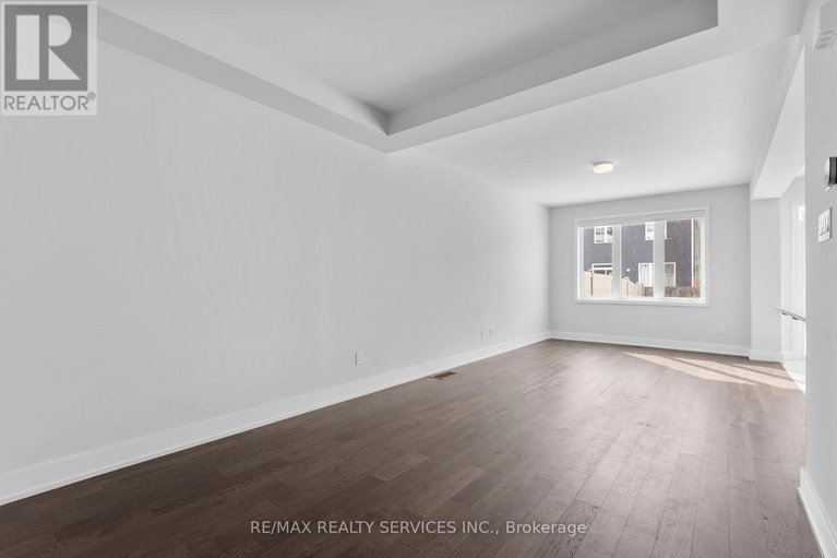 29447721/724-rouncey-road/emerald-meadowstrailwest/ottawa/ontario/K2S1B6_18