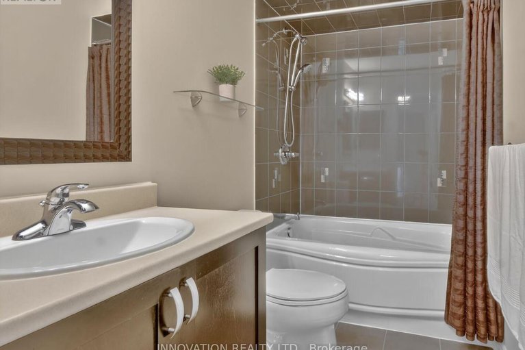 29644957/108-august-lily-crescent/riverside-southgloucester-glen/ottawa/ontario/K1V2A6_24
